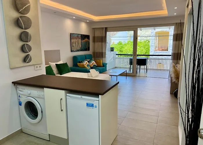 Apartament Denise Banus