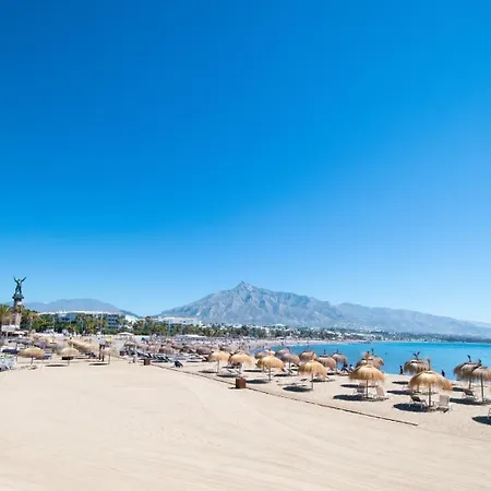 Denise Banus 아파트