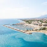 Denise Banus Apartment